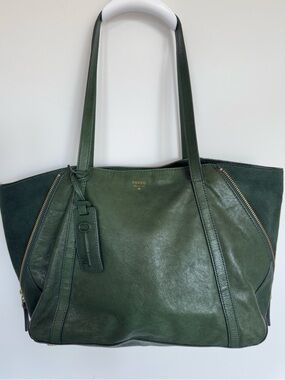 Fossil Sydney Goat Leather tote bag expandable zippered sides slouchy silhouette